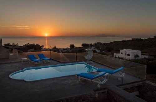 Karterados House | Queen of Santorini