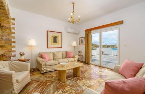 Ormos Agiou Ioannou House | R&M Ocean View