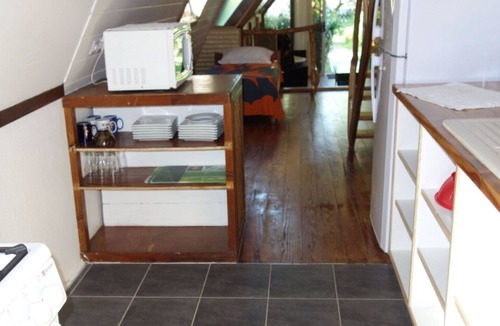 Teahupoo Ski Chalet | RAIATEA- Fare Cascades Nui
