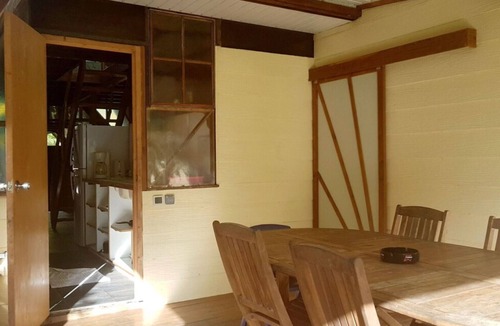 Teahupoo Ski Chalet | RAIATEA- Fare Cascades Nui
