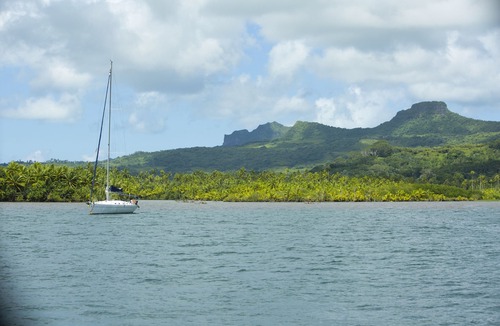Teahupoo Ski Chalet | RAIATEA - Fare Feti'i