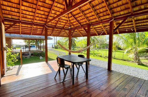 Uturoa Ski Chalet | RAIATEA - Orion Pool Bungalow