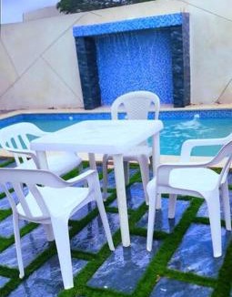 Veron House | RamPastor