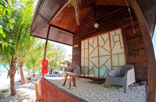 Rangiroa Ski Chalet | RANGIROA - Tihiata Bungalow