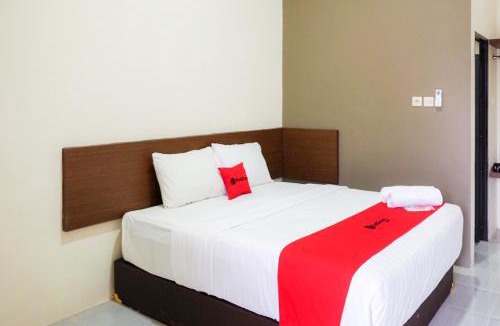 Promong Hotel | RedDoorz Syariah near Exit Tol Pemalang Comal 2