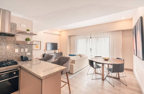 Downtown Santo Domingo Apartment | Regatta Living II with Breakfast Included! - 406