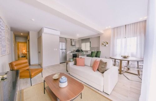 Downtown Santo Domingo Apartment | Regatta Living ll - 907