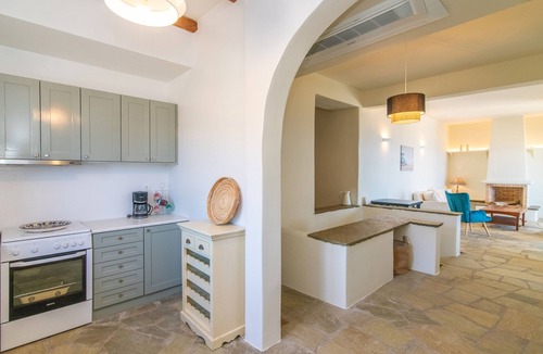 Exomvourgo Villa | ReGenesis Villas