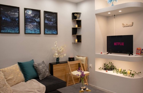 Kallithea Apartment | Relaxing Moon Haven Near Acropolis and Stavros Niarchos Foundation