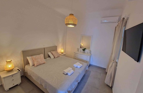 Paleopolis Apartment | Relaxing Thalassa apartment near the center of Andros - 2 minutes walk