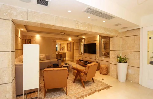 Casa de Campo Apartment | Renewed 2BR Apt. Country House