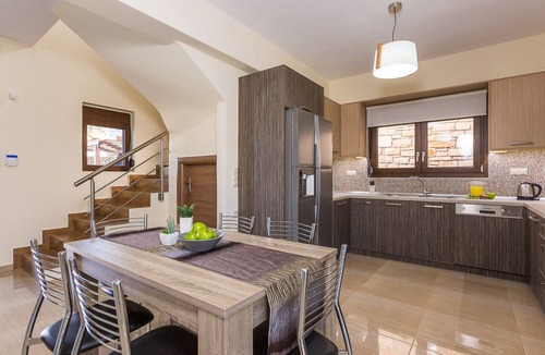 Geropotamos Villa | Renta Villa Georgios, with Pool, BBQ & Playground, Close to the beach