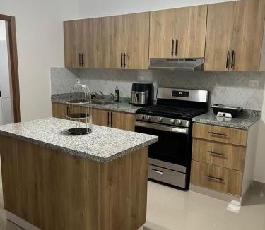 La Isabelita Apartment | Residencial JL Francia II