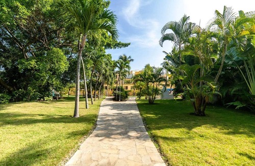 El Batey Apartment | Residence "Garden Condos" - the best place to stay in central Sosua