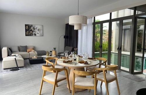 Tanjung Uncang Villa | Residence on Opus Bay - Cluny Resorts Villas
