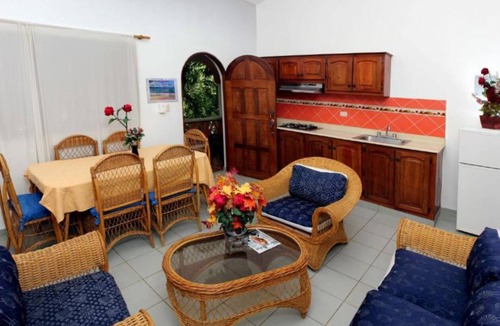 La Esplanada Apartment | Residencial Estephany - One-Bedroom Apartment 3
