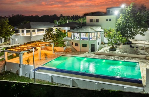 Santo Domingo House | Resort Oasis: Pool & Weddings