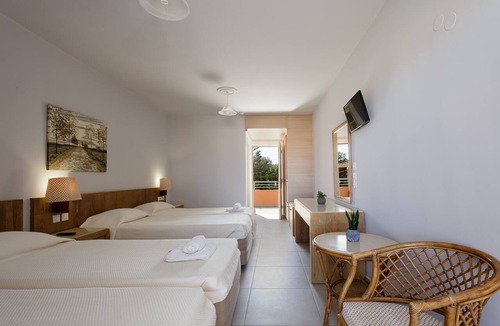 Platanes Hotel | Rethymno Village