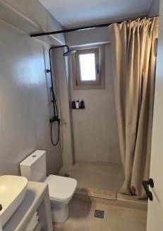 Aliki Apartment | REYA suites