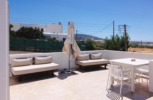 Parikia Apartment | Rhea Sea Breeze Studio