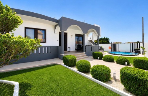 Petaloudes Villa | Rhodian Villa - Three Bedroom Villa, Sleeps 6