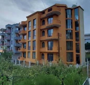 Shkembi i Kavajes Apartment | Rigandi