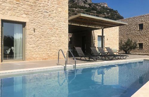 Lefktron Villa | Riverstone Villas with private pools