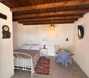 Xilokeratidi House | Rizes Mykonos - Folklore Farmstead