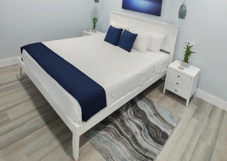 Rock Harbor Hotel | Rock Reef Resort