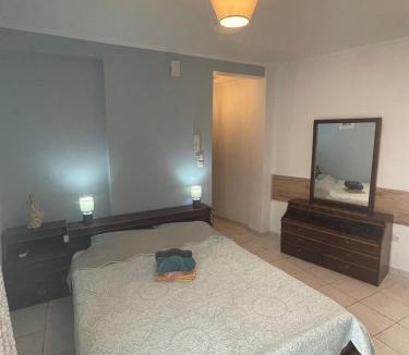 Zavlani Apartment | Roksana