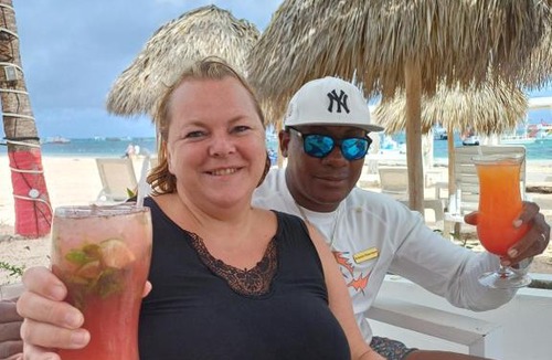 Playa Bibijagua Bed & Breakfast | Rolando share apart