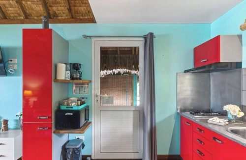 Moorea-Maiao Apartment | Romantic Beachfront Escape With Modern Comforts