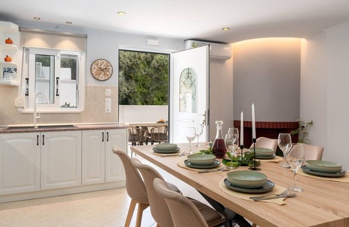 Lampini Villa | Romantic Villa