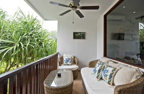 Tegal Mengkeb Villa | Romantic Villa Overlooking to Jungle and River