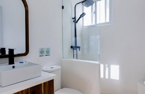 Las Canas House | Room in Guest Room - Oceanfront Suite With Kitchenette Stunning Views & Secluded Luxury