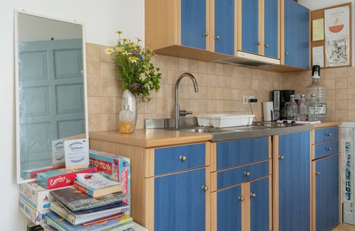 Katapola Apartment | Room No 6 with Sea View, Wi-Fi, and Air Conditioning