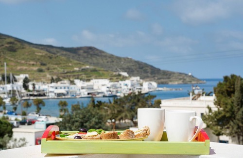 Katapola Apartment | Room No 6 with Sea View, Wi-Fi, and Air Conditioning