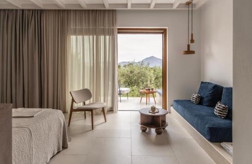 Milos Apartment | ROOTS Nature Living Milos