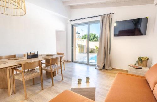 Skines Villa | Roots Villa