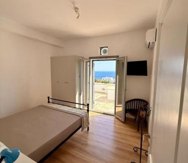 Agios Romanos Apartment | Rosalie Home - Aegean Poseidon
