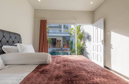 Sanur Kauh House | Roses Bali Homestay