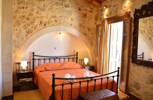 Armenoi House | Roukouneli Traditional Stone House - Terrace & BBQ