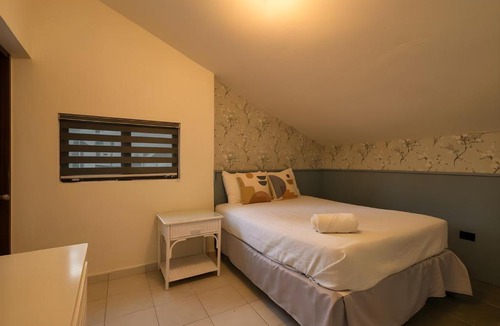 La Arboleda Hotel | Roy Arias Suites & Residences