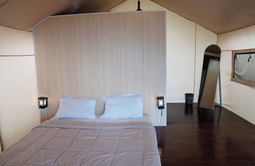 Cigugur Hotel | royal mulia glamping