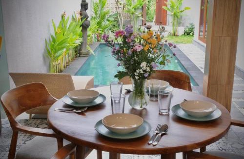 Singakerta Villa | Rumah Putu Mustika