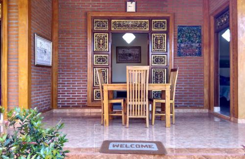 Kedewatan House | Rusma House Ubud