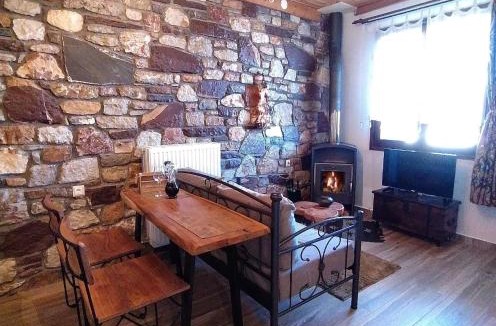 Embonas Apartment | Rustic House Embonas
