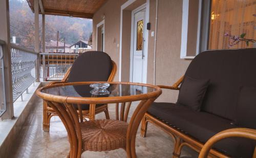 Sarakinoi House | Rustic House