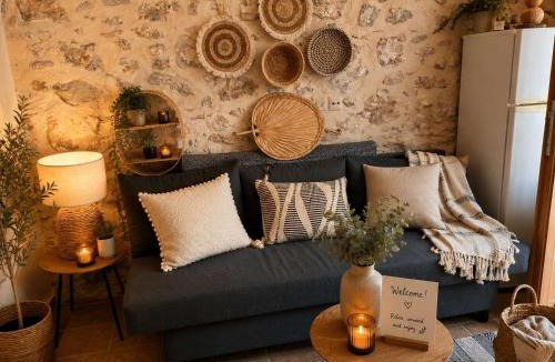 Krasi House | Rustic Stone Maisonette Krasi