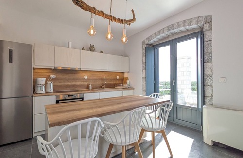 Leonidio Apartment | Sabaton Apartment . A breathtaking gem in the Peloponnese!